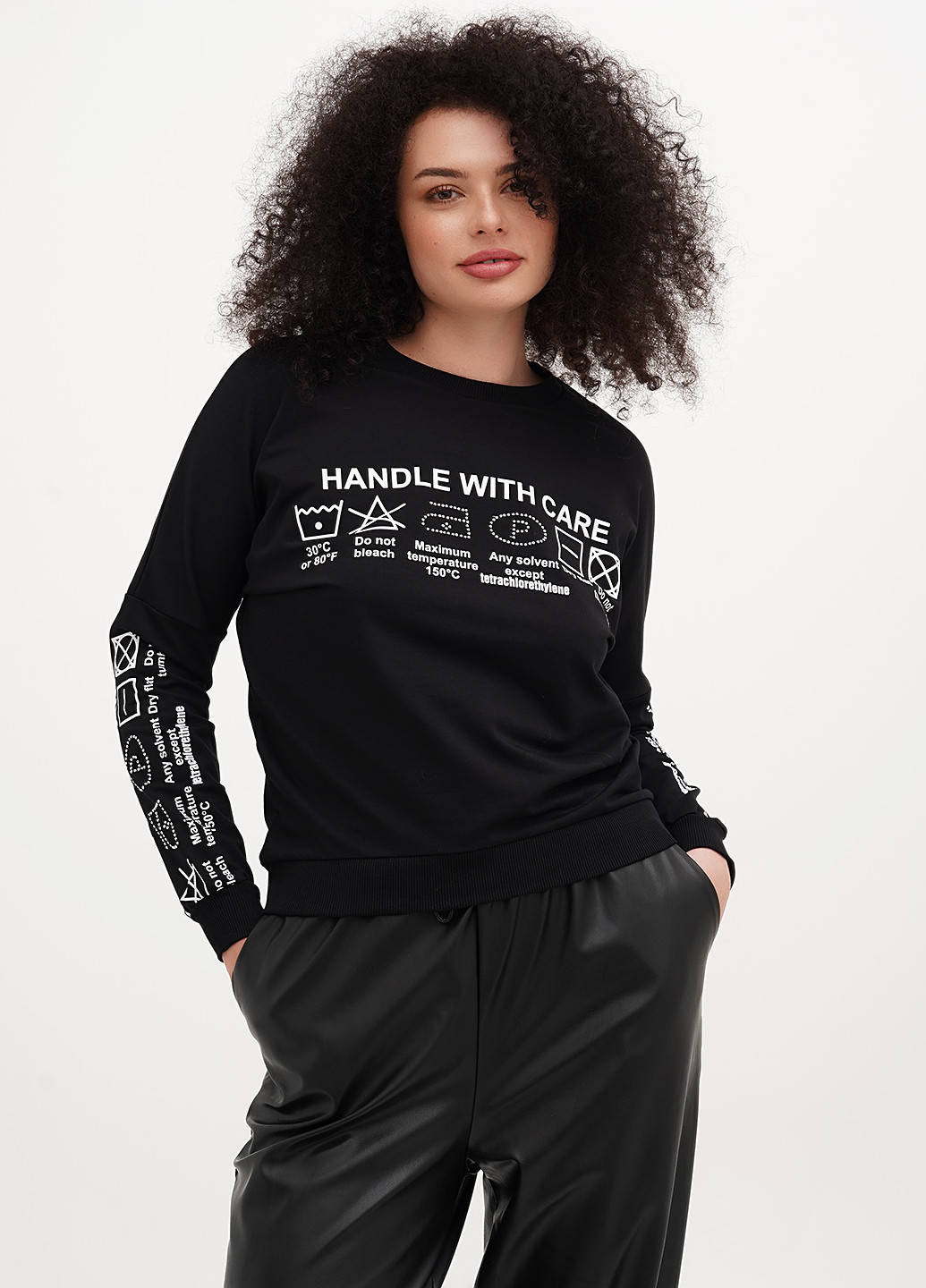 Чорний світшот Sonesta напис бісер (323428768)