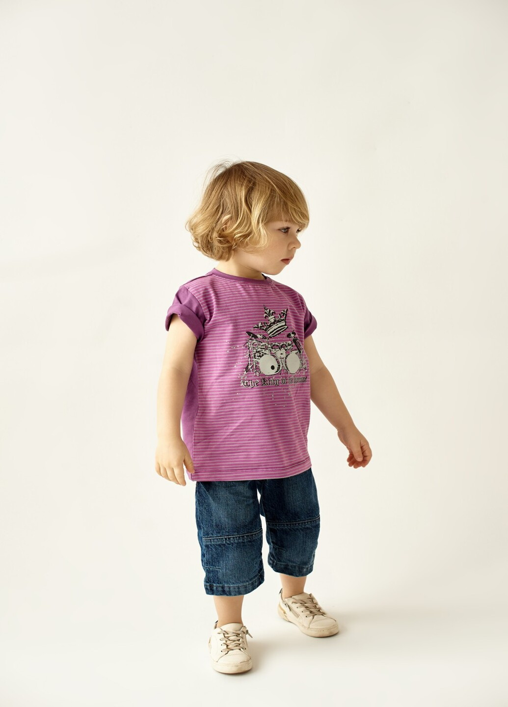 Фиолетовая летняя футболка Dembohouse
