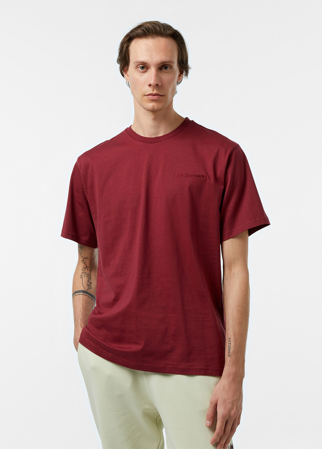 Красная футболка Les Benjamins