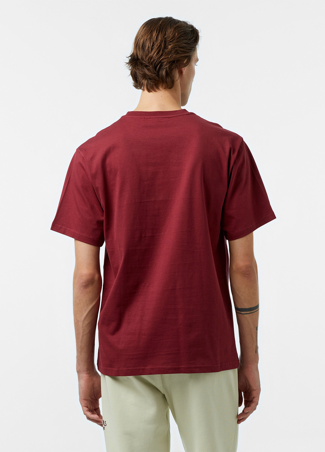 Красная футболка Les Benjamins