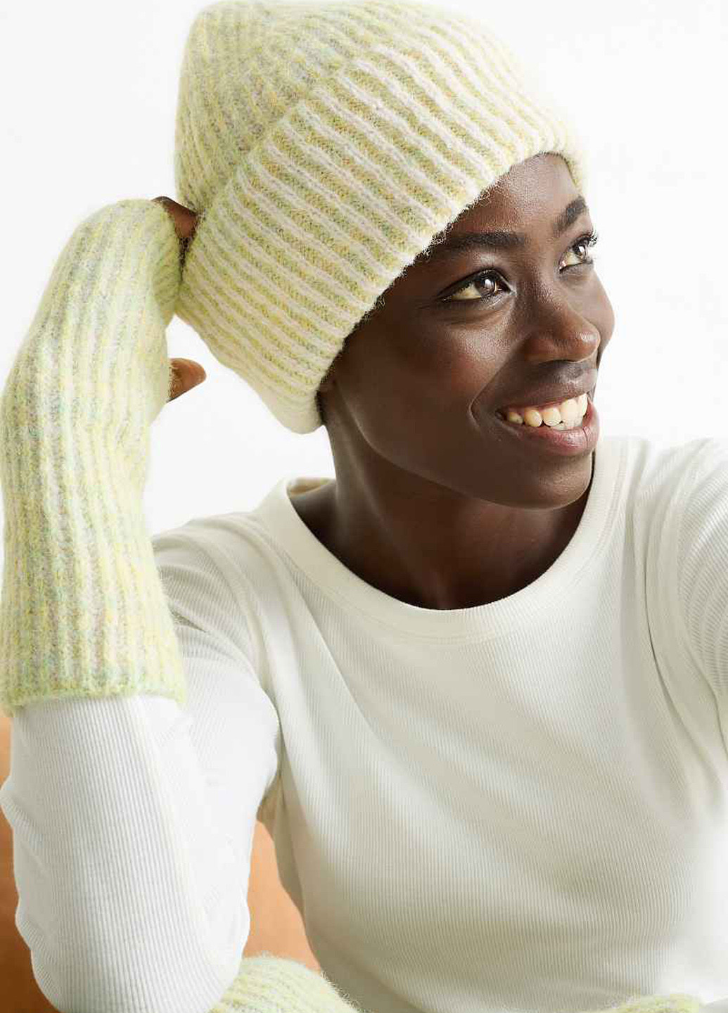 Шапка C&A (368969709)