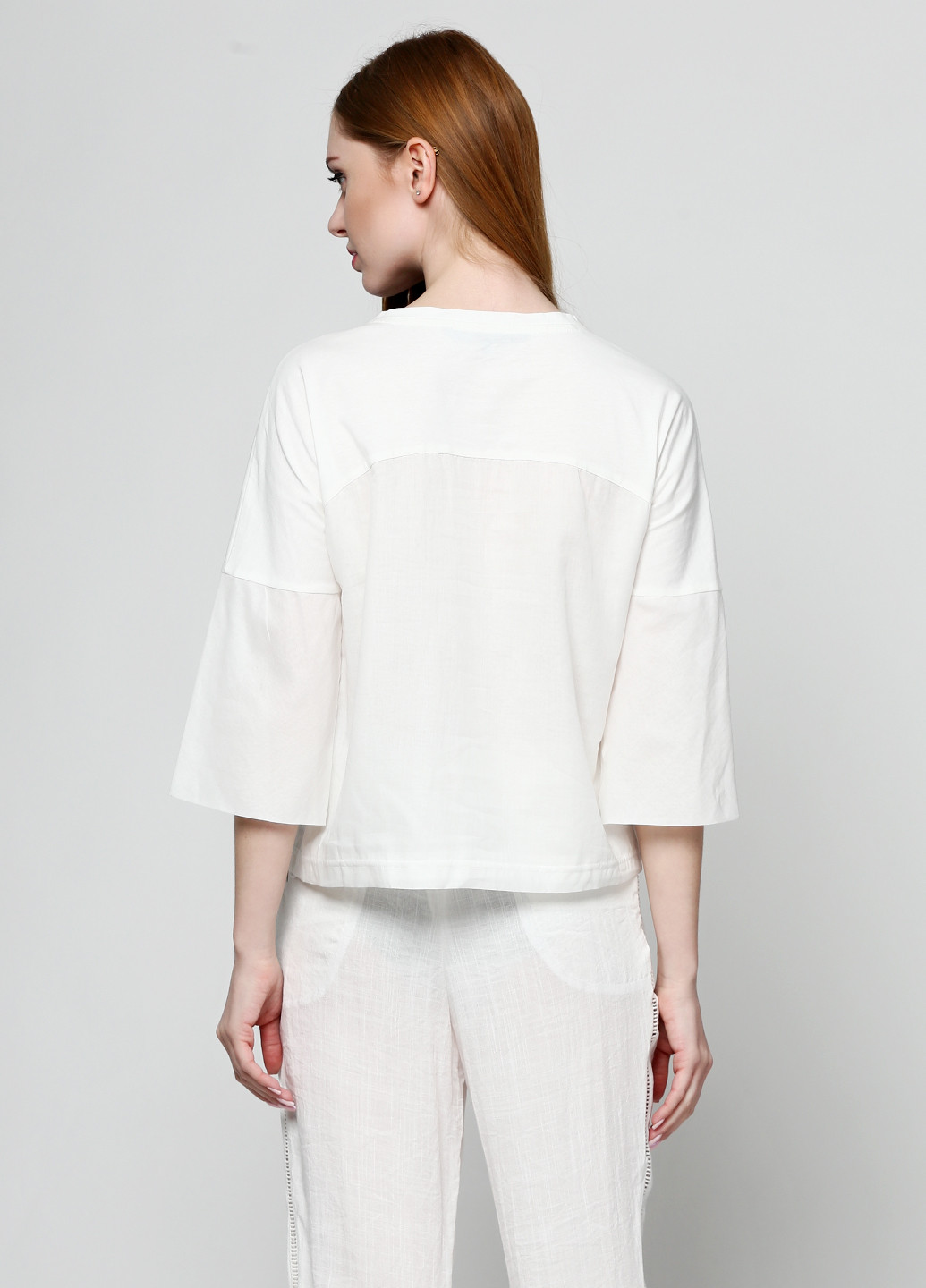 Белая демисезонная блуза Silvian Heach
