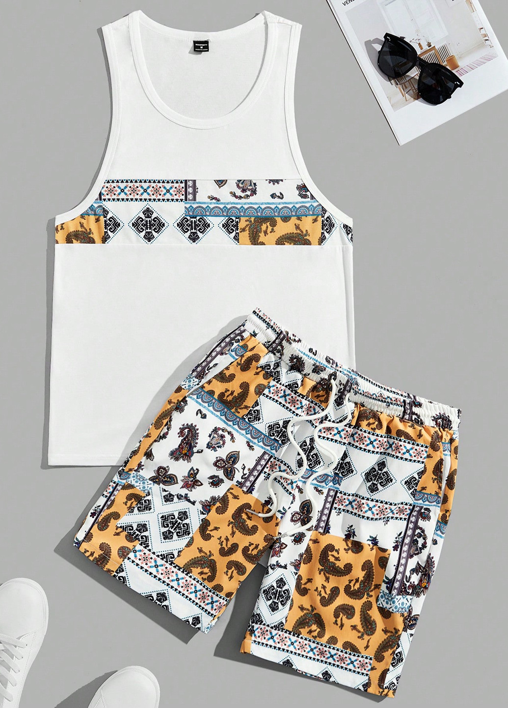 Белый летний костюм (майка, шорты) SHEIN