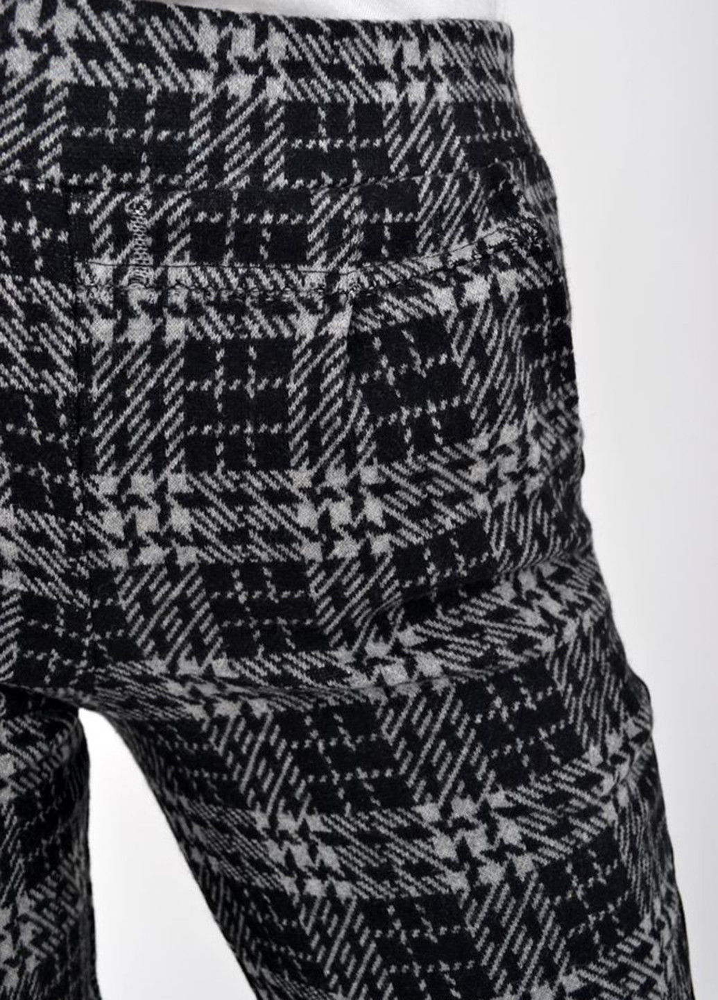 Черно-белые кэжуал демисезонные зауженные брюки Ager