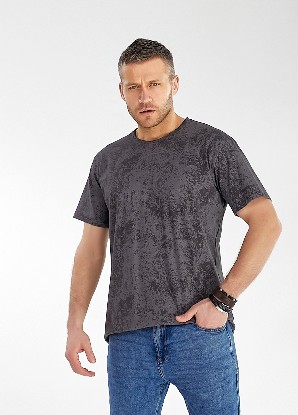 Серая футболка Demma