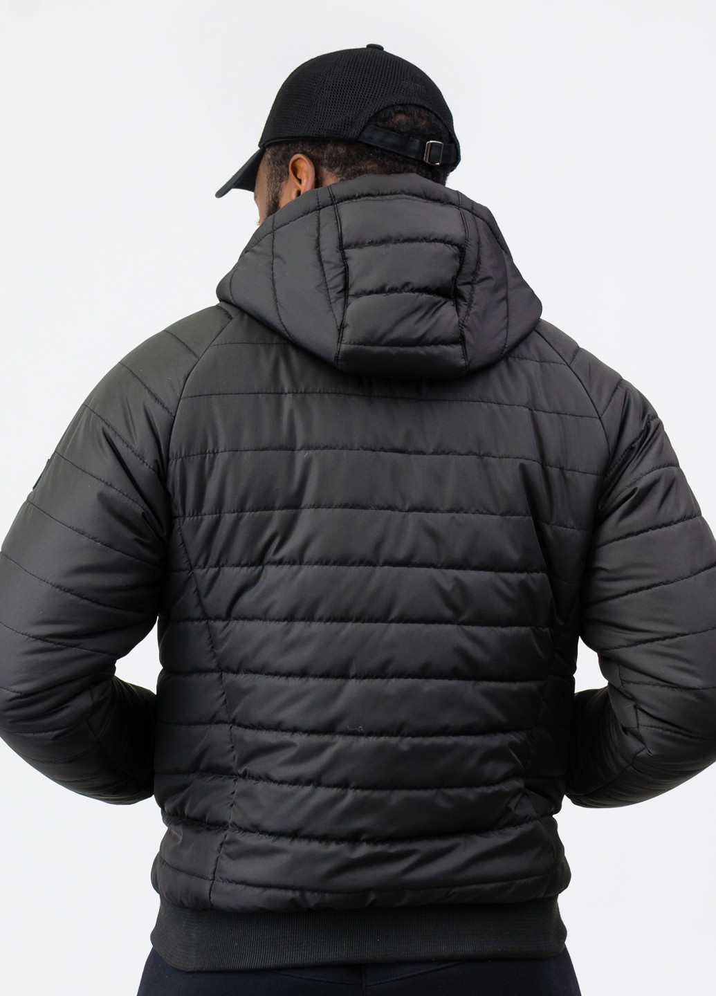 Черная демисезонная куртка SA-sport