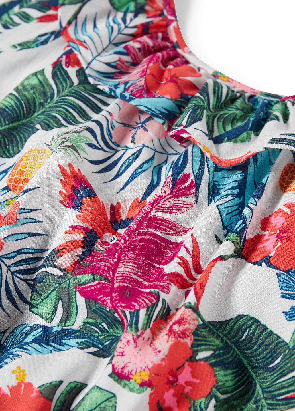 Белая цветочной расцветки блузка C&A летняя