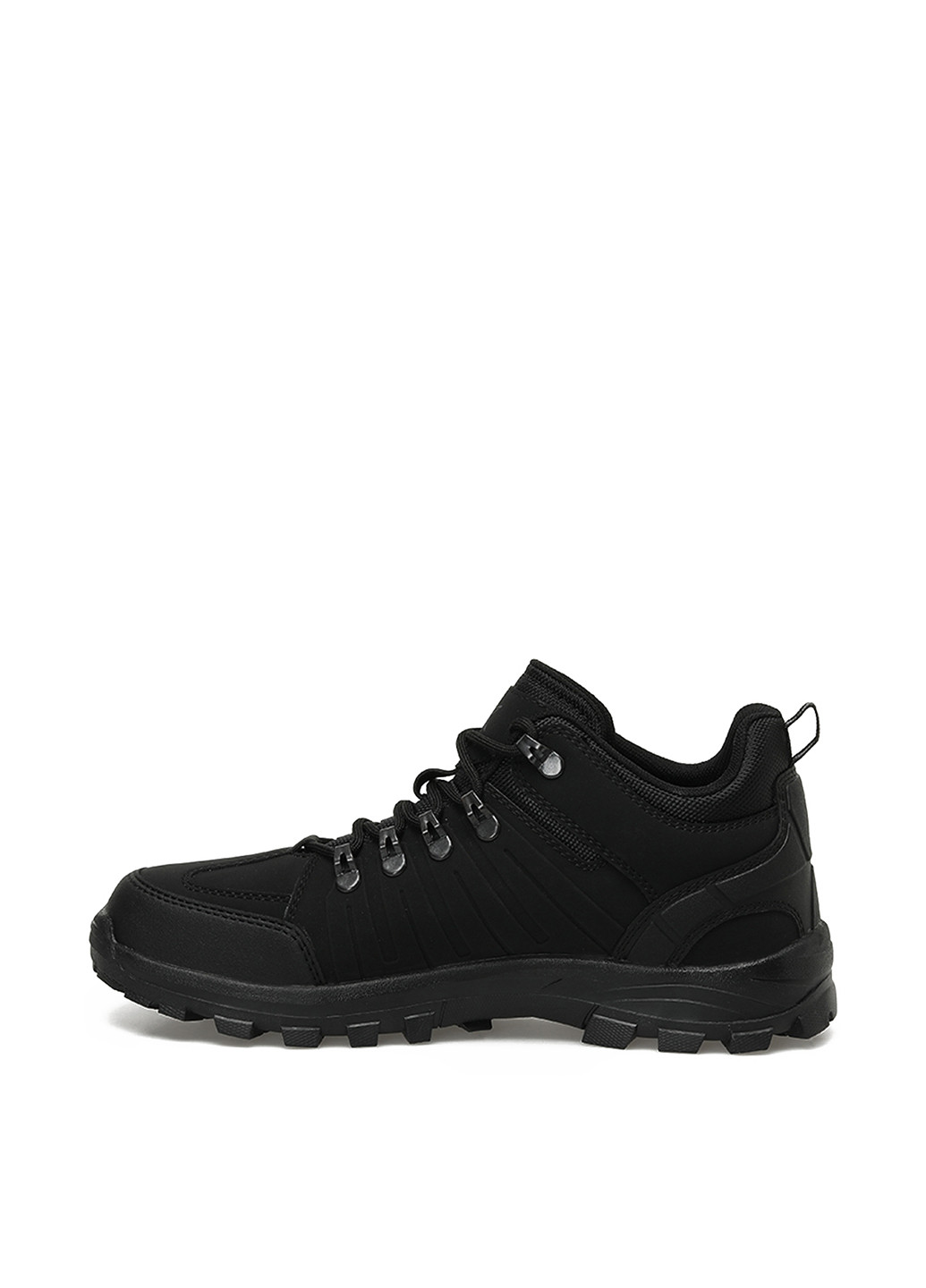 Черные осенние ботинки Kinetix