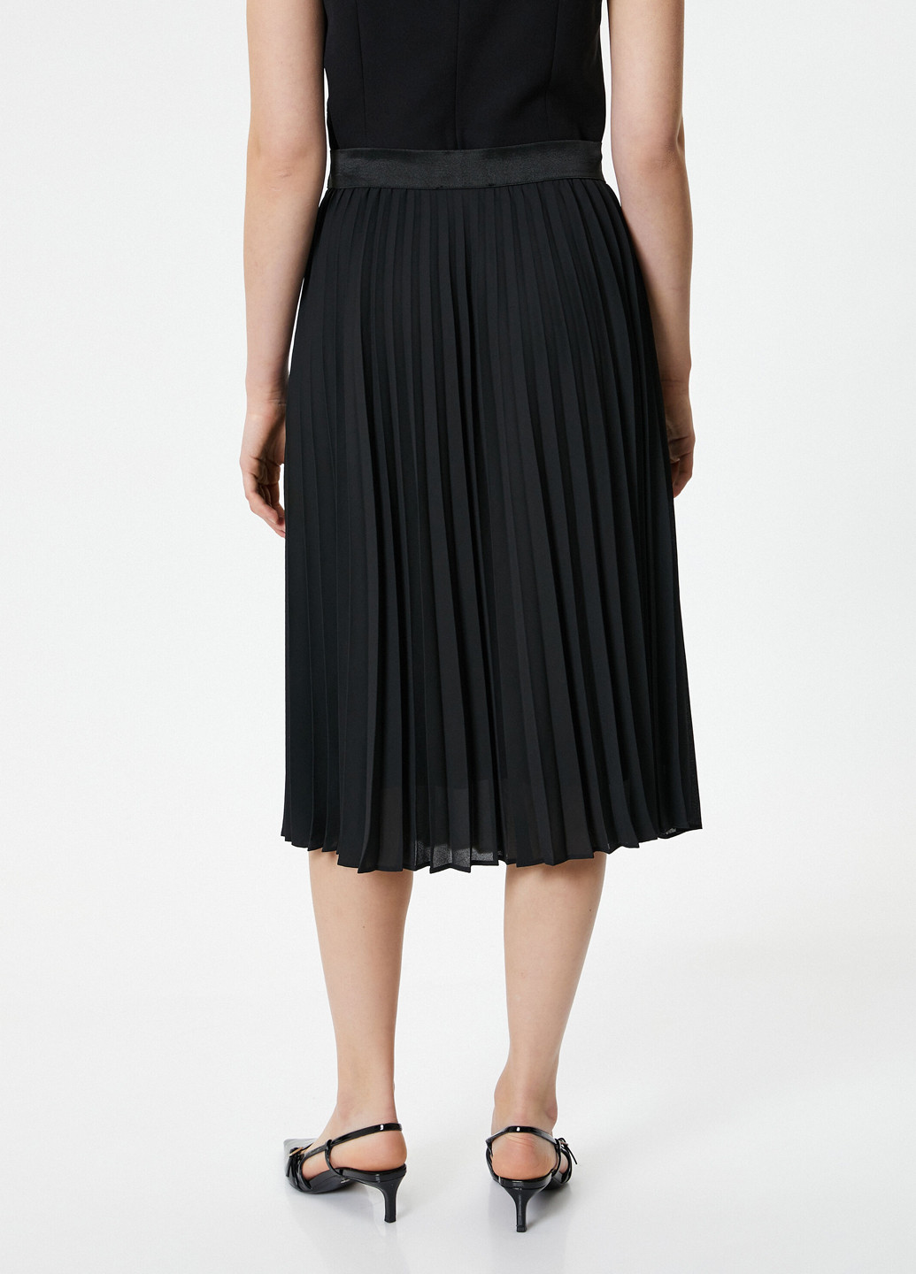 Черная кэжуал однотонная юбка KOTON плиссе