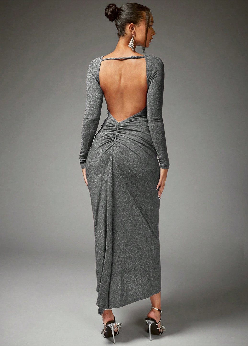 Серебряное вечернее платье силуэтная, с открытой спиной SHEIN меланжевое