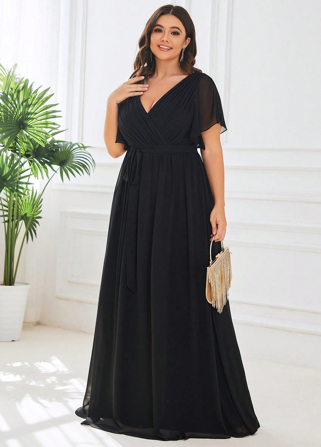 Чорна коктейльна, вечірня сукня на запах, кльош SHEIN однотонна