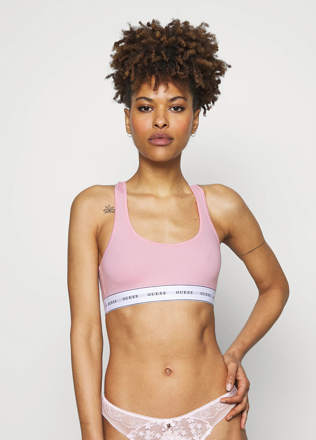 Топ Guess (257470411)