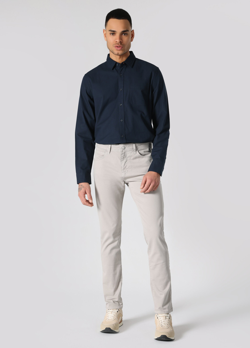 Темно-синяя кэжуал рубашка однотонная Colin's