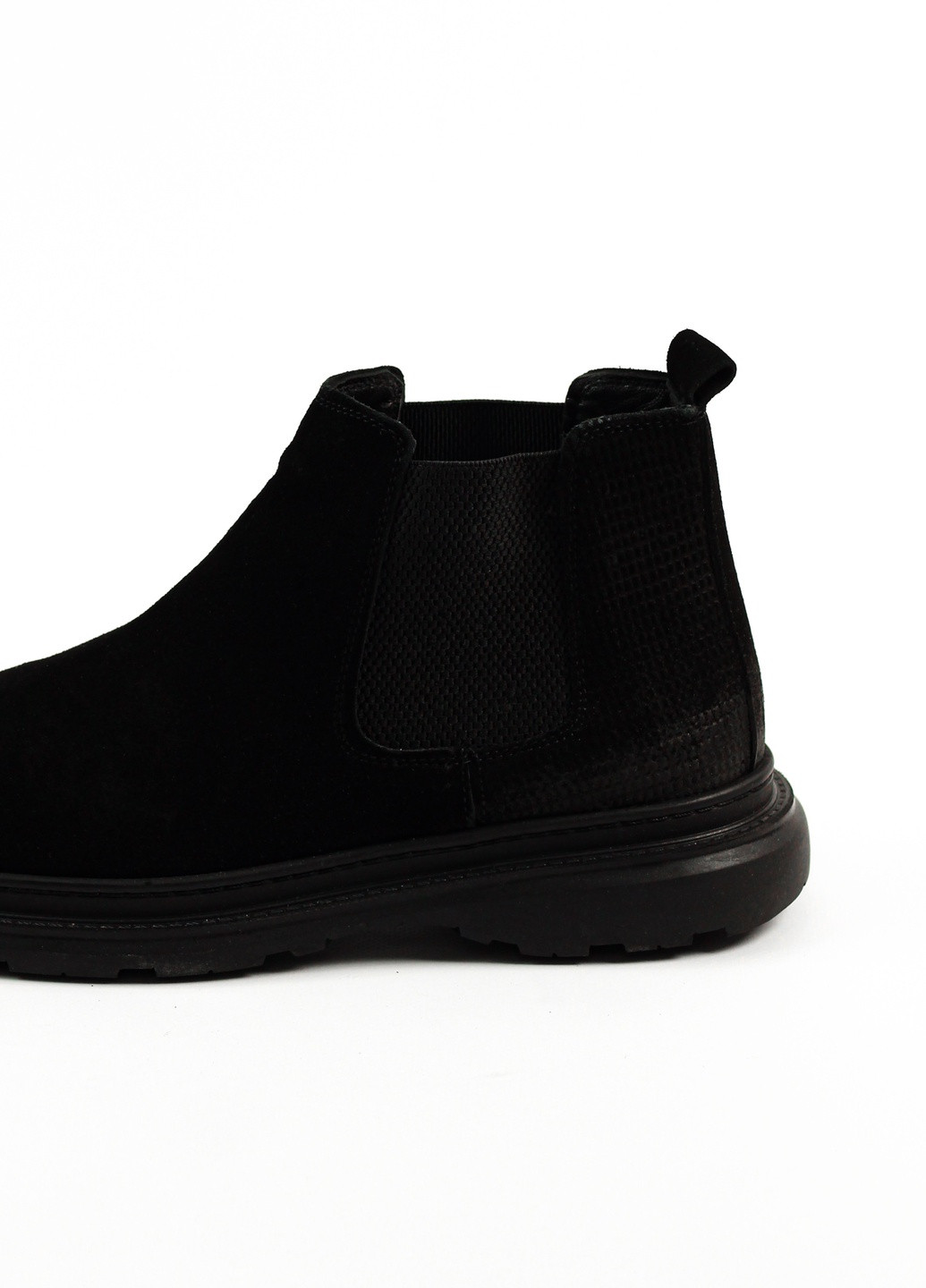 Черные осенние ботинки челси замшевые Bravelli
