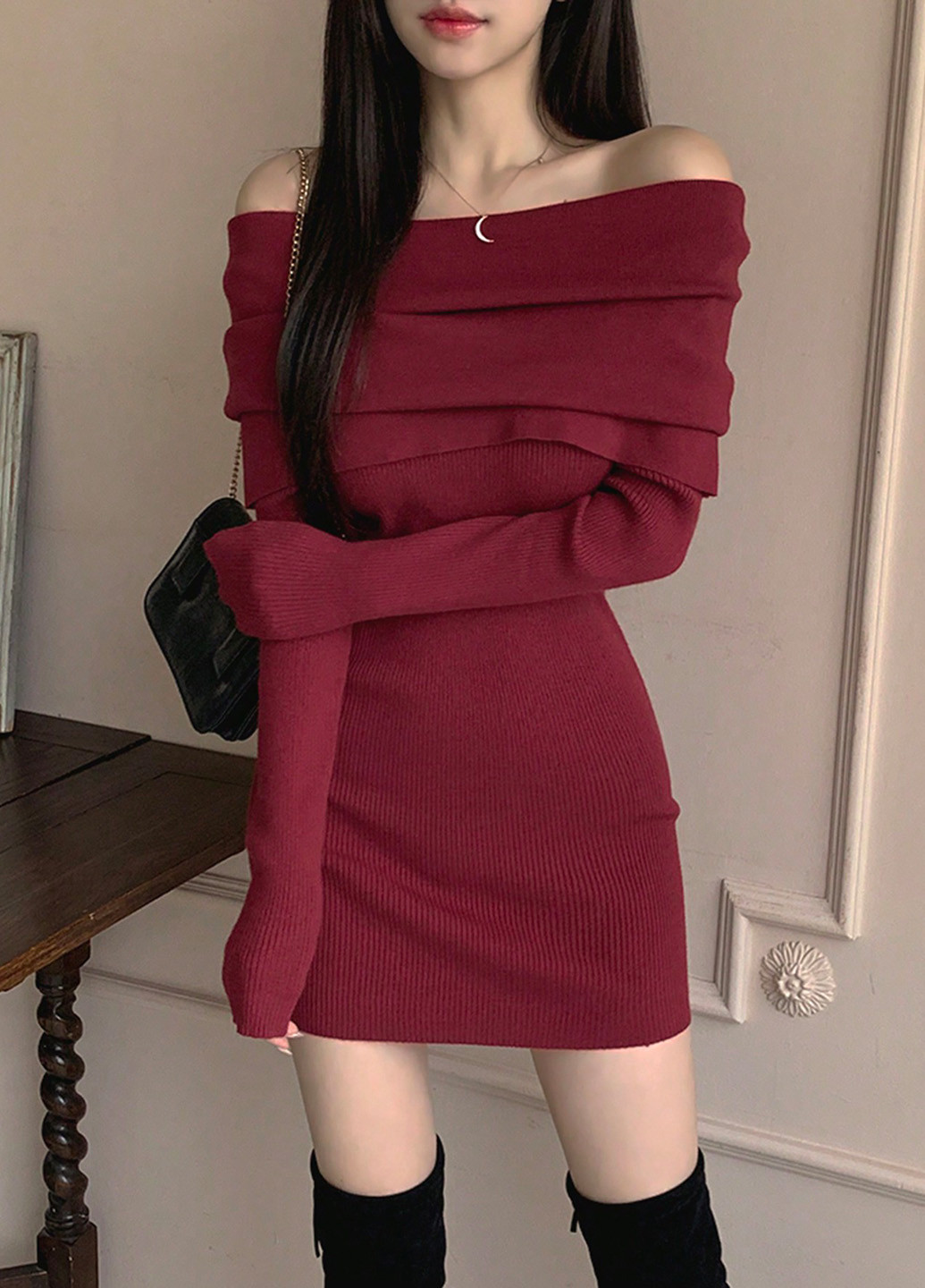 Бордовое кэжуал платье платье-свитер, с открытыми плечами SHEIN однотонное