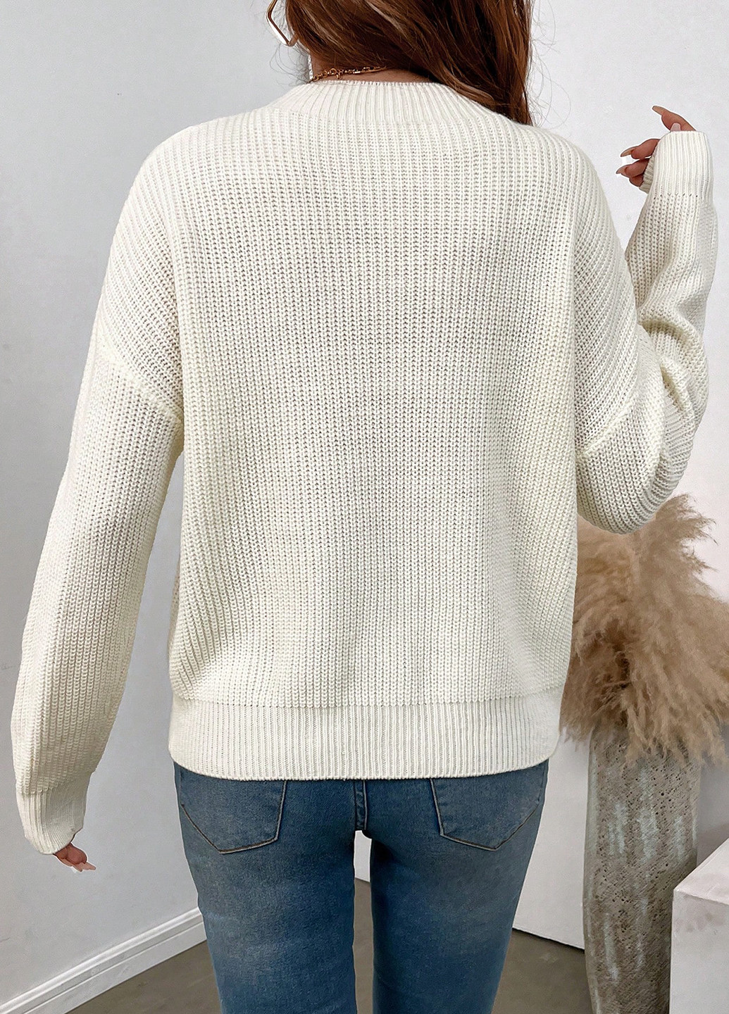 Білий демісезонний светр SHEIN