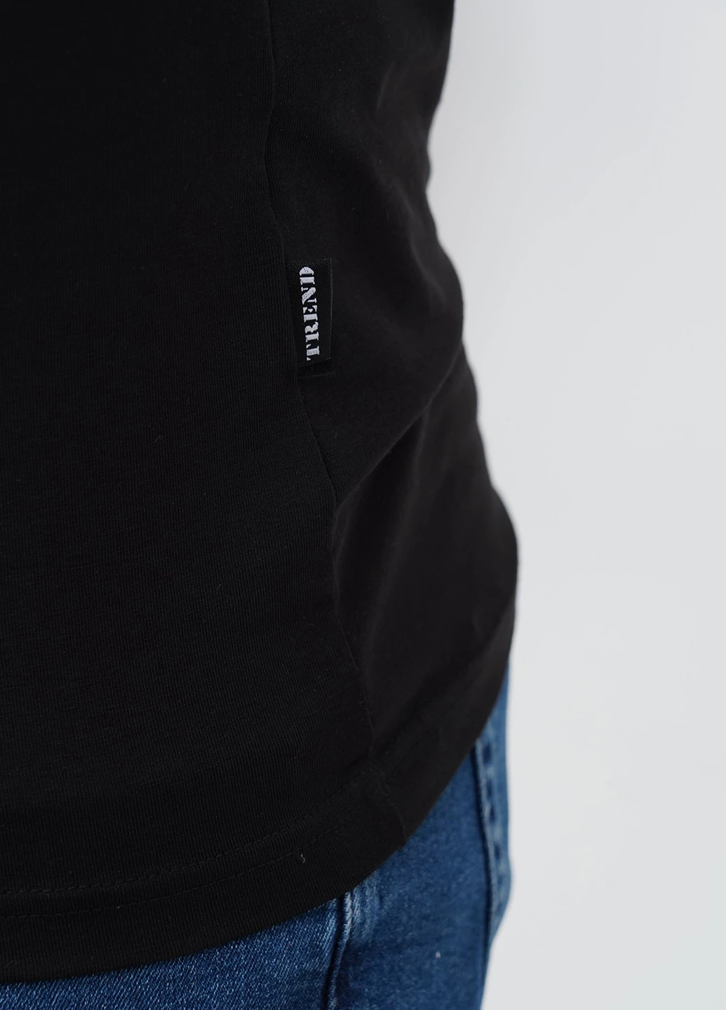 Черная футболка Trend Collection