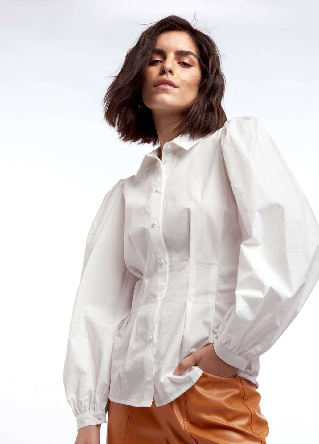 Белая демисезонная блуза Gina Tricot