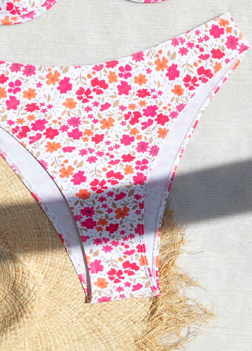 Белый летний купальник раздельный SHEIN