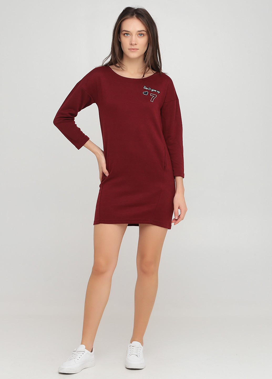 Темно-бордовое кэжуал платье платье-футболка Springfield с надписью