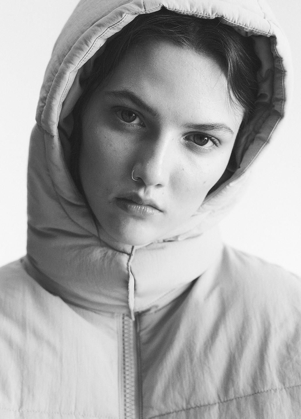 Бежева зимня куртка H&M