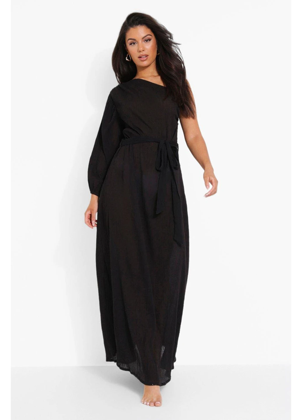 Черное пляжное платье на одно плечо Boohoo однотонное