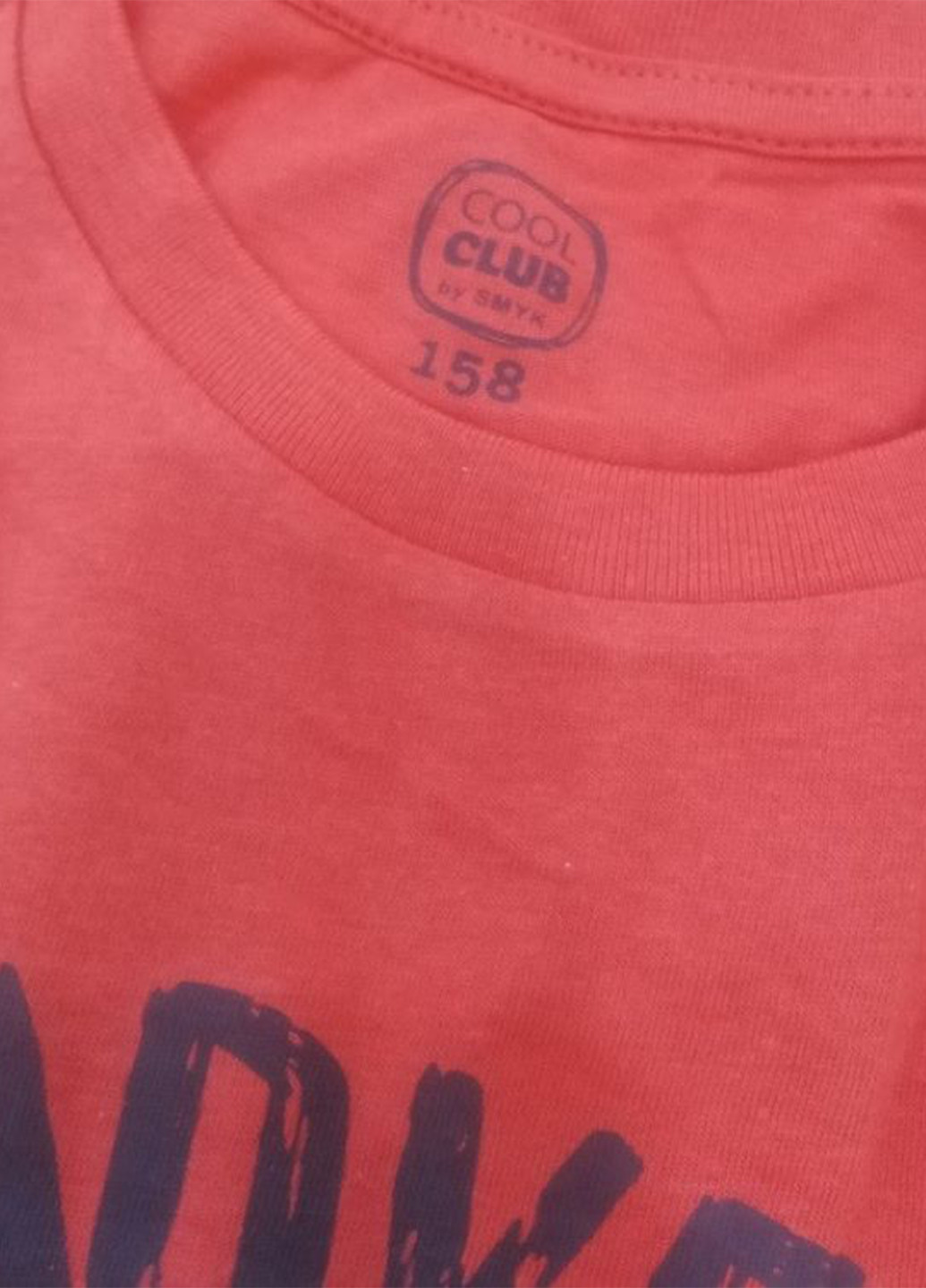 Красная летняя футболка Cool Club