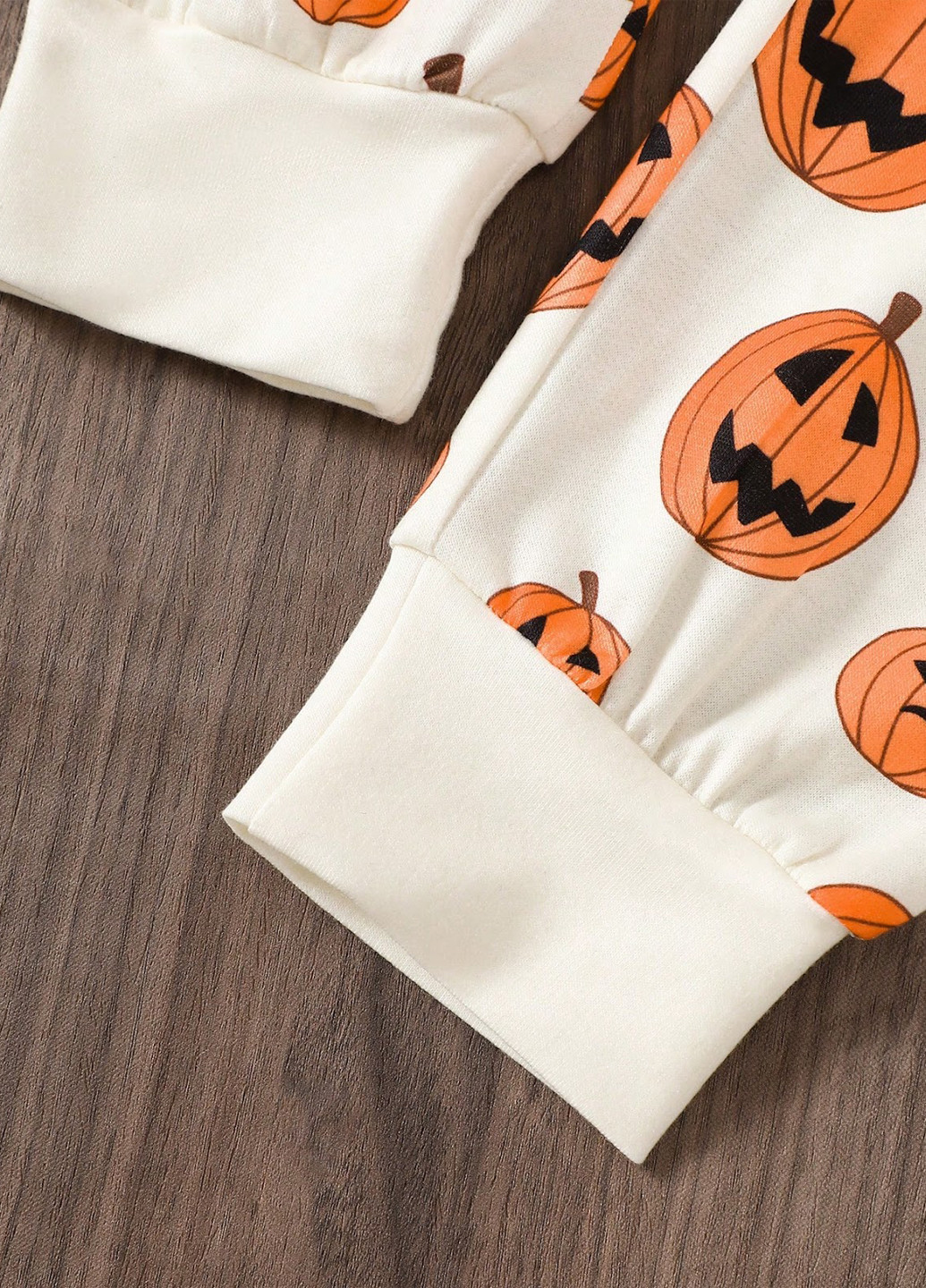 Світло-бежевий демісезонний костюм (світшот, штани) брючний SHEIN