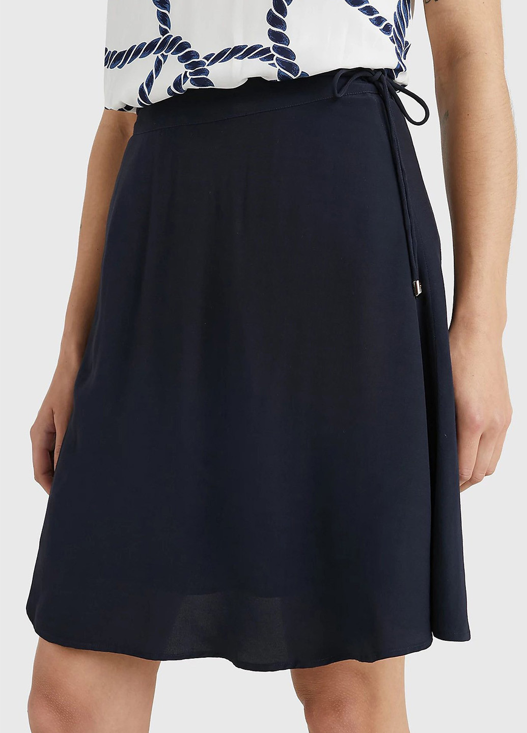 Темно-синяя кэжуал однотонная юбка Tommy Hilfiger а-силуэта (трапеция)