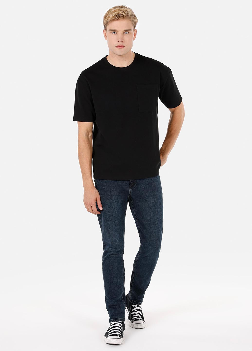 Темно-синие демисезонные зауженные джинсы Colin's