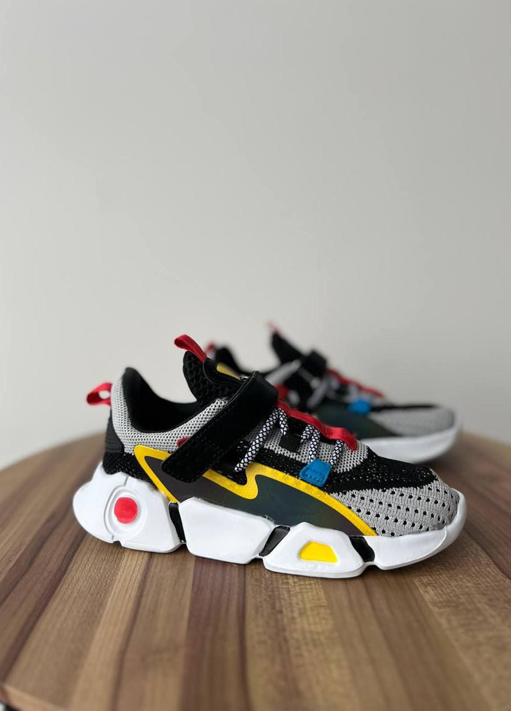 Цветные демисезонные кроссовки Bessky