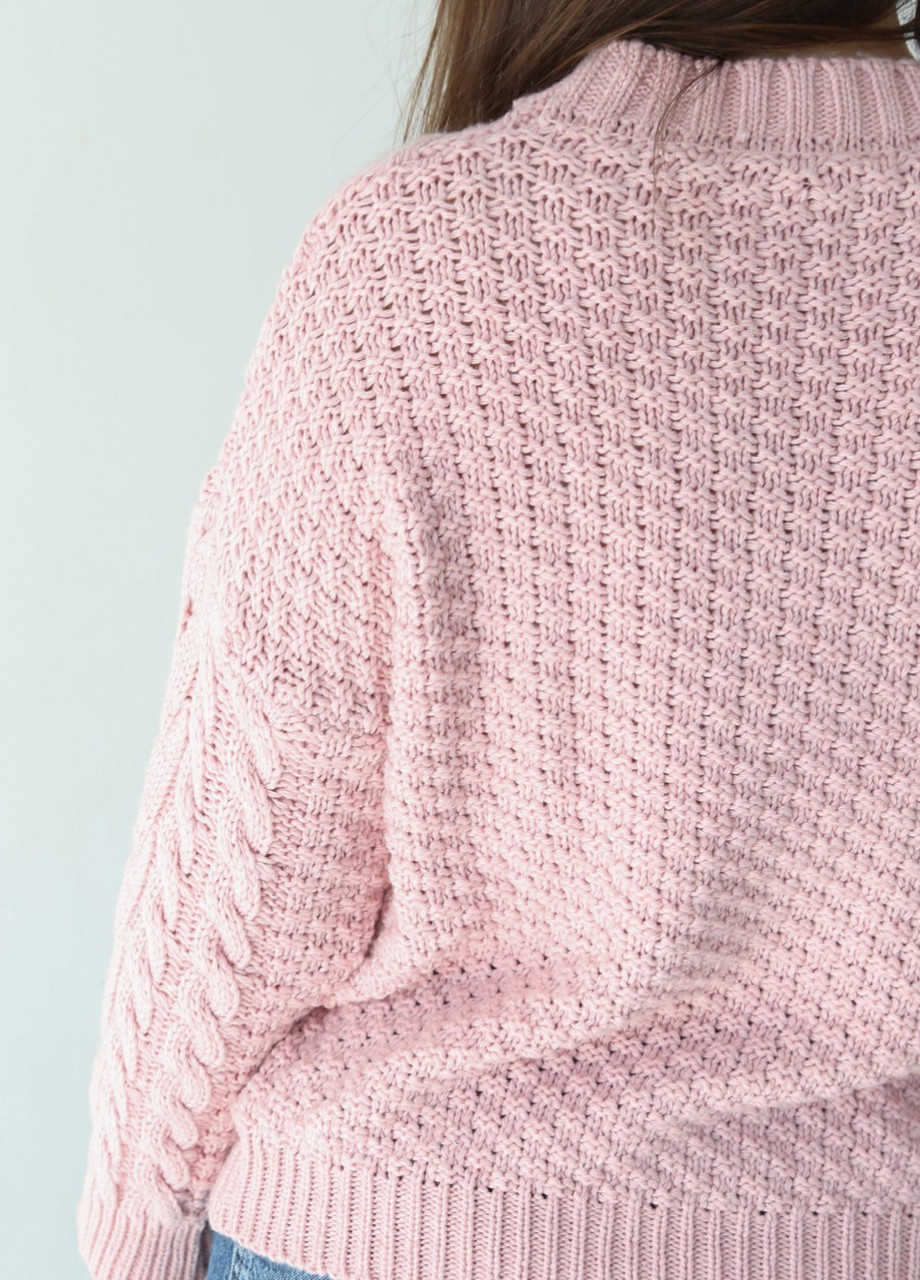 Розовый демисезонный свитер женский розовый крупная вязка косами JEANSclub Свободная