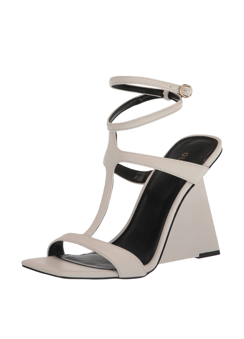 Белые босоножки Guess с ремешком