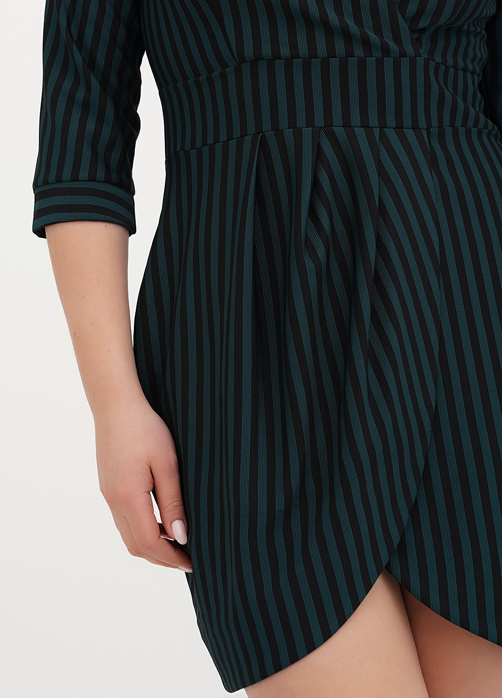 Темно-зелена кежуал сукня на запах Babylon в смужку