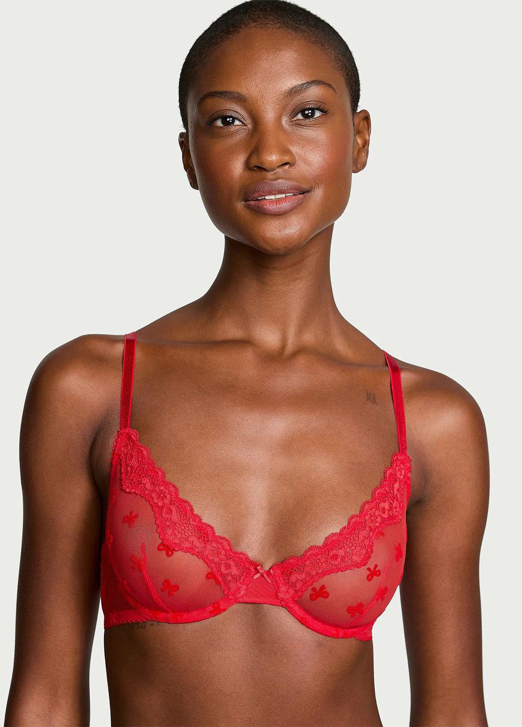 Красный демисезонный комплект (бюстгальтер, трусики) Victoria's Secret