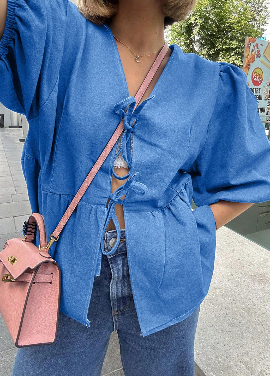 Світло-синя блуза з баскою SHEIN