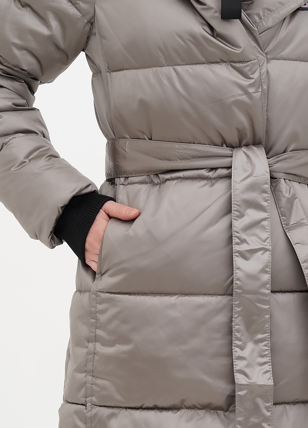 Светло-бежевая зимняя куртка Snow&Passion