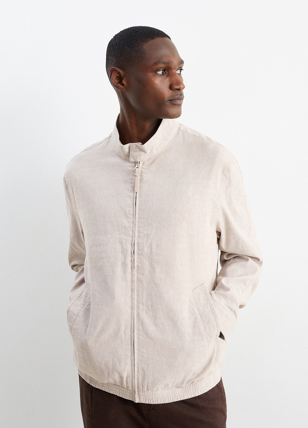 Бежевая демисезонная куртка C&A