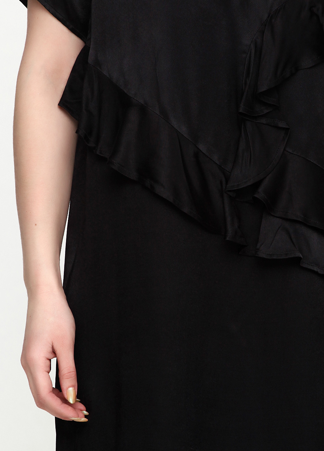 Черное кэжуал платье MBYM однотонное