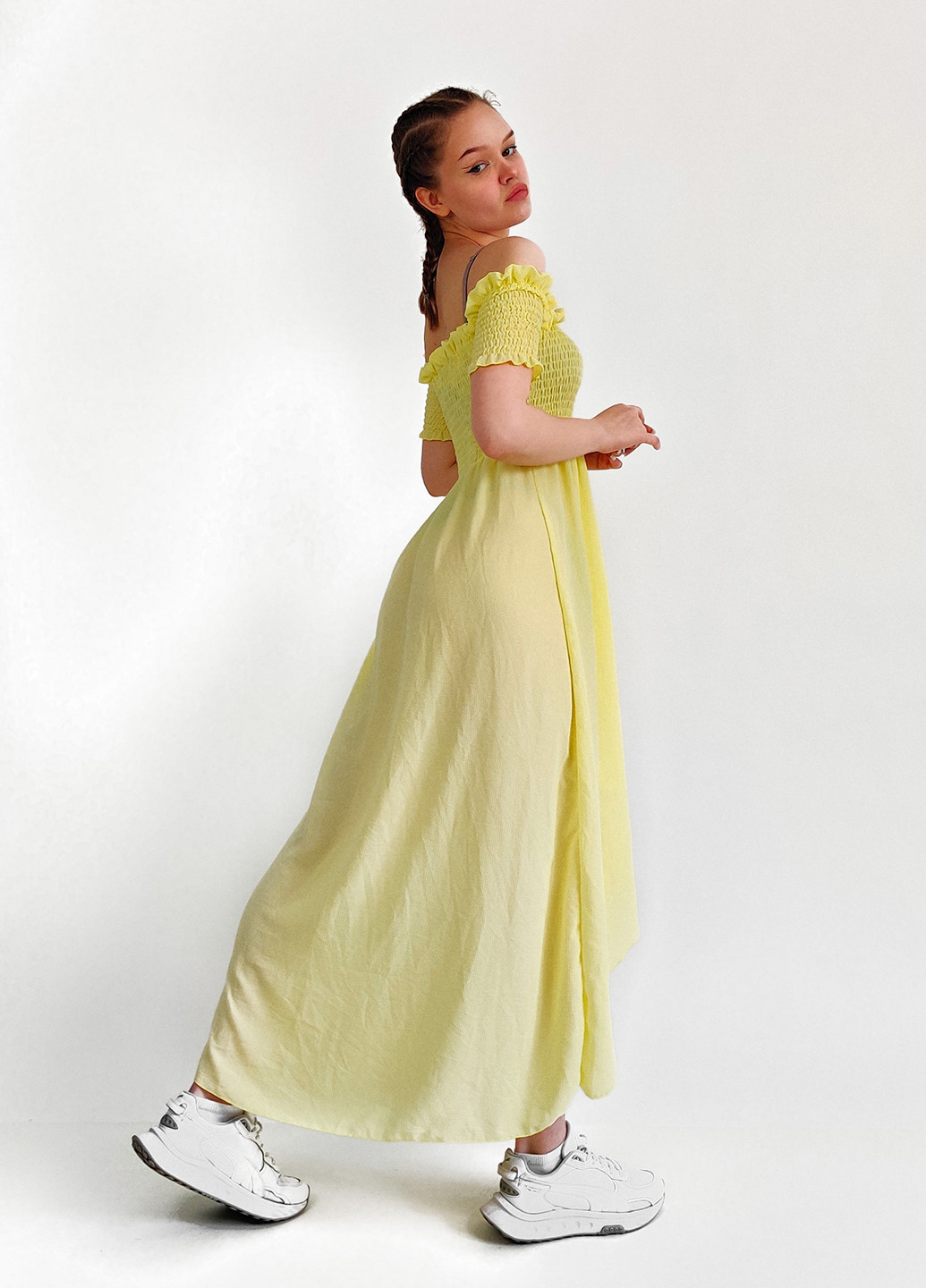 Светло-желтое кэжуал платье клеш, на запах Boohoo однотонное