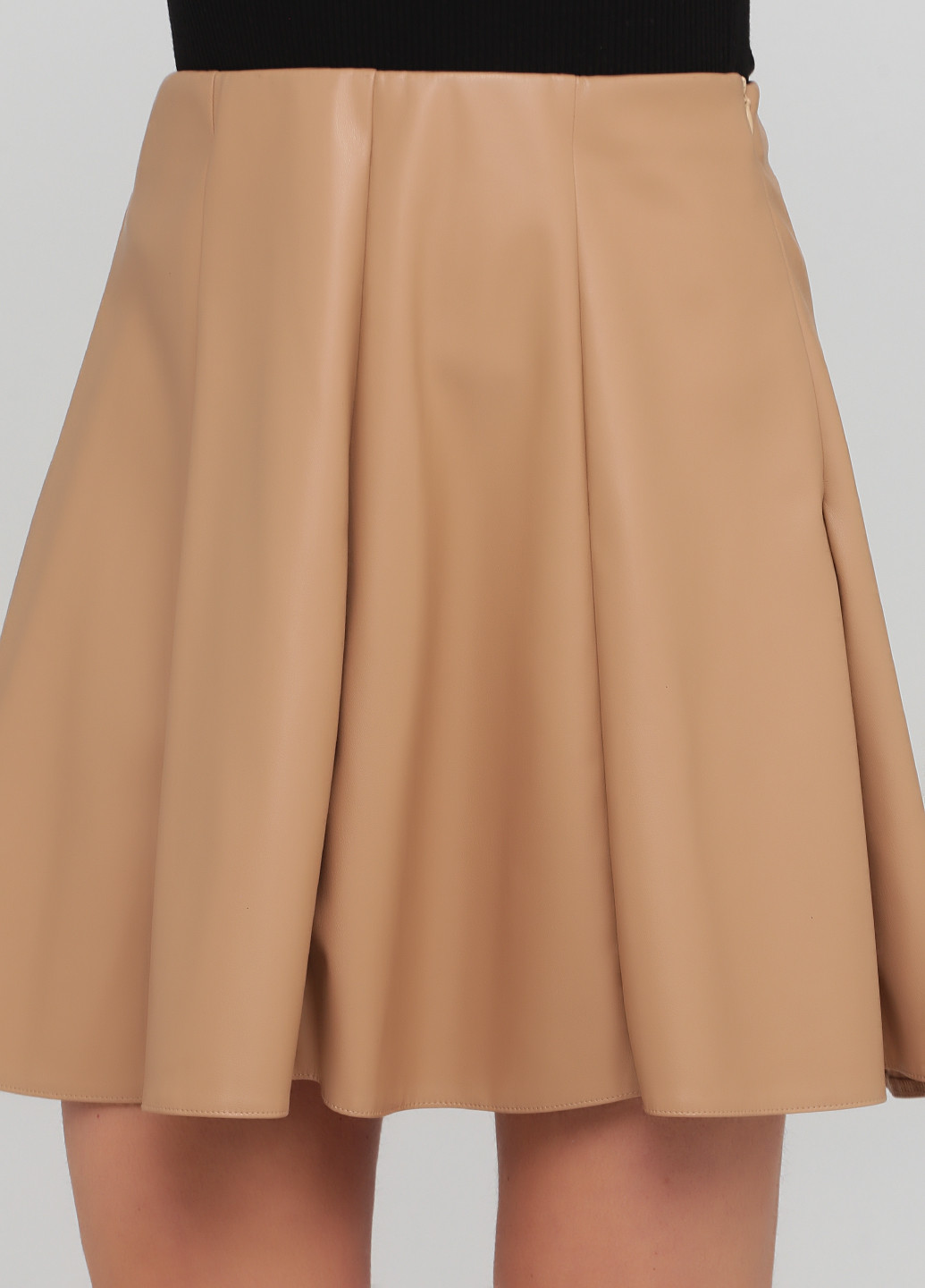 Светло-бежевая кэжуал однотонная юбка Sateen клешированная