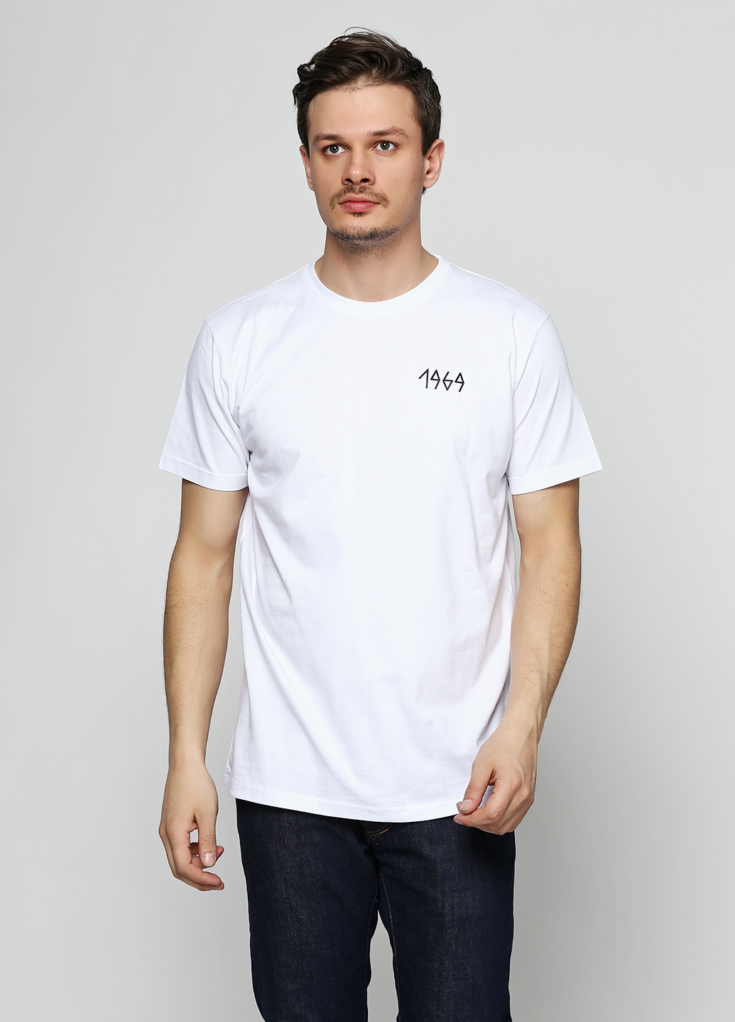 Біла футболка Dobermans Aggressive