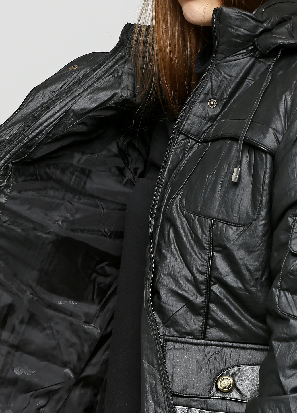 Чорна демісезонна куртка SNOW BOOM