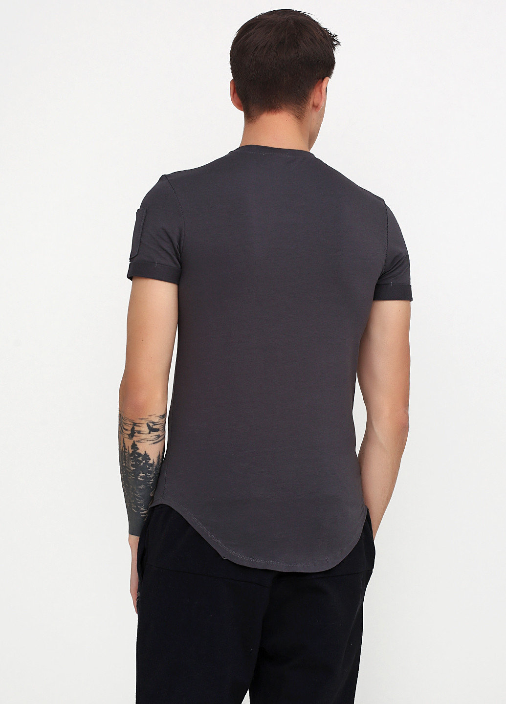 Темно-серая футболка с коротким рукавом Zuiki