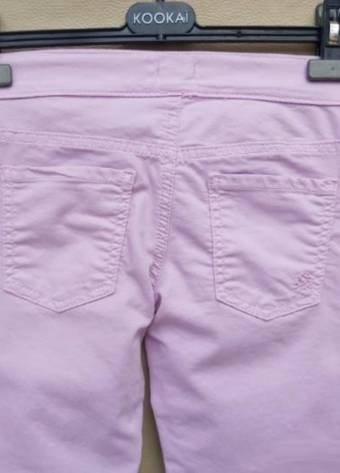 Фиолетовые джинсы United Colors of Benetton