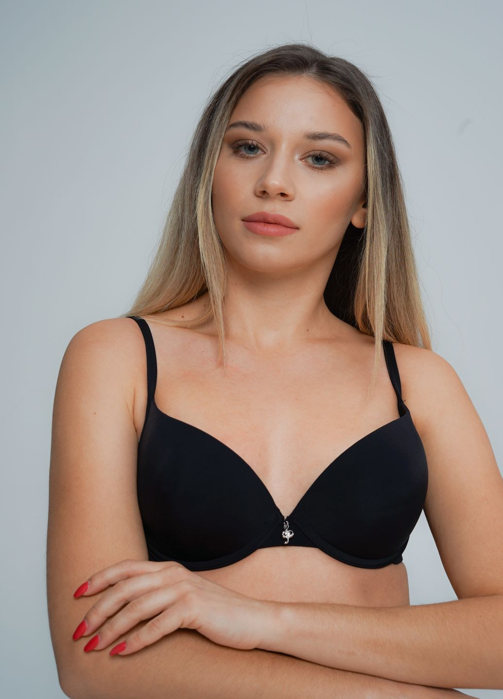 Чёрный бюстгальтер 31113 черный IMPLICITE с косточками