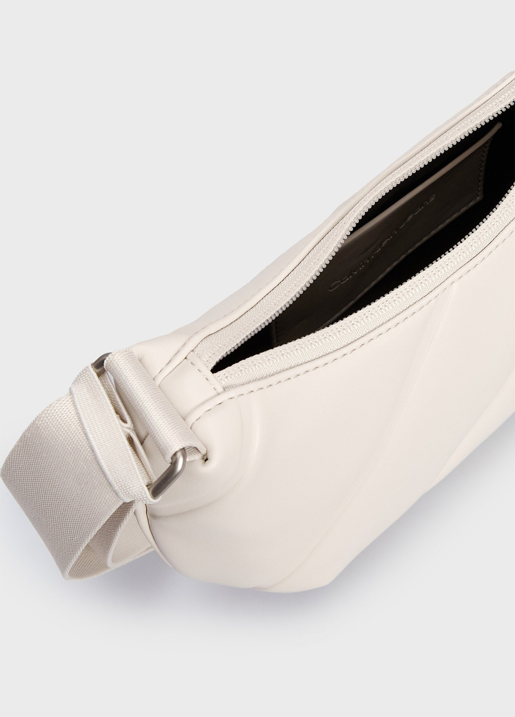 Сумка Calvin Klein Jeans (366424787)