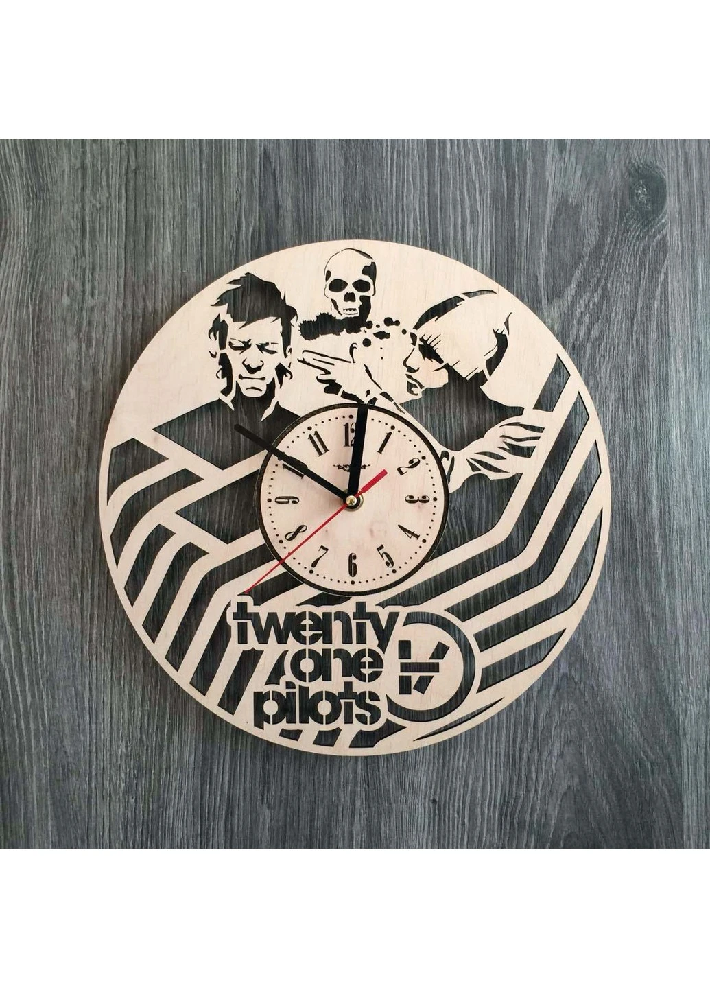 Часы деревянные концептуальные "Twenty One Pilots" 7Arts (253567657)