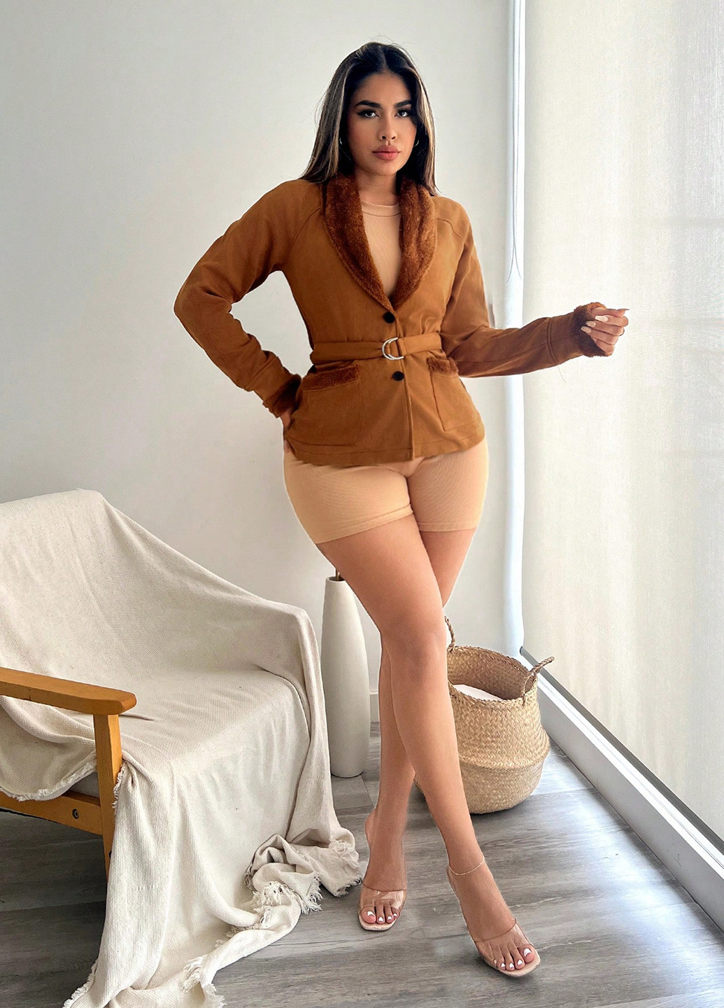 Светло-коричневая демисезонная куртка куртка-пиджак SHEIN