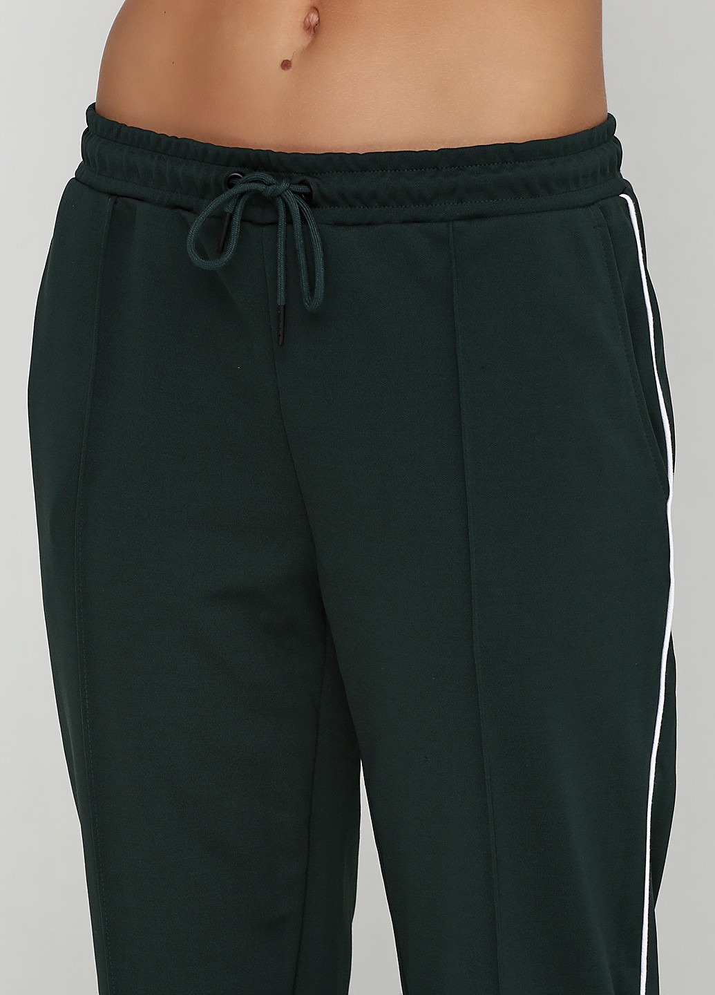 Темно-зеленые кэжуал демисезонные брюки Only